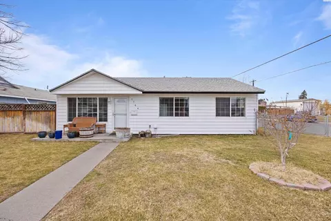 1744 N 14th Ave, Pasco, WA 99301 photo 2