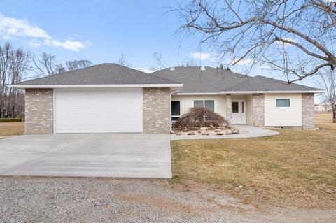 9013 Pooler St, Pasco, WA 99301 photo 1