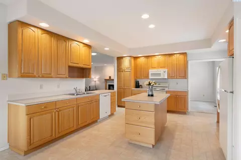 9013 Pooler St, Pasco, WA 99301 photo 13