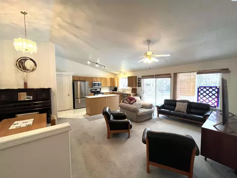 1960 NW Valhalla, Pullman, WA 99163 photo 21