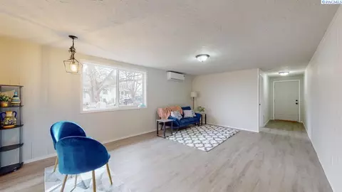1015 S 6th Ave, Pasco, WA 99301 photo 3