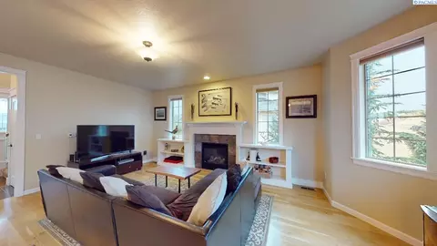 1760 SW Casey Ct, Pullman, WA 99163 photo 8