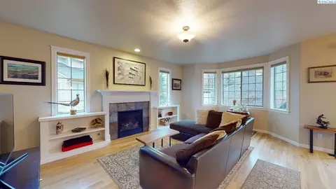 1760 SW Casey Ct, Pullman, WA 99163 photo 3