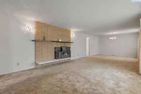 10304 Maple Dr, Pasco, WA 99301 photo 16