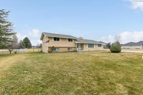 10304 Maple Dr, Pasco, WA 99301 photo 13