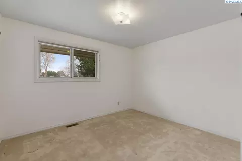10304 Maple Dr, Pasco, WA 99301 photo 31