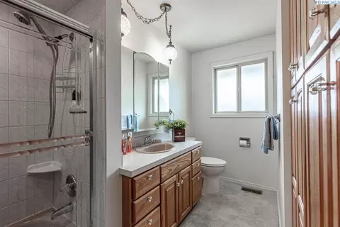 10304 Maple Dr, Pasco, WA 99301 photo 27