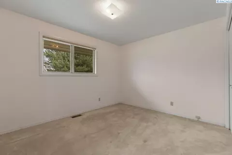10304 Maple Dr, Pasco, WA 99301 photo 32