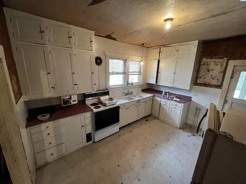 12 E 4th St, Thornton, WA 99176 photo 16