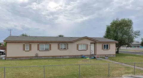 1602 E Parkview Blvd, Pasco, WA 99301 photo 1