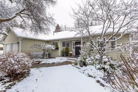 706 SE Ridgeview St, Pullman, WA 99163 photo 2