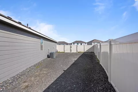 7906 Cassiar Dr, Pasco, WA 99301 photo 27