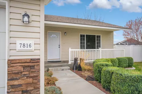 7816 Three Rivers Dr, Pasco, WA 99301 photo 2