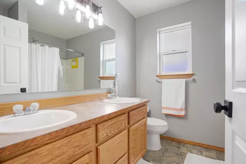 7816 Three Rivers Dr, Pasco, WA 99301 photo 12