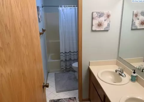 315 SW Mountain View St, Pullman, WA 99163 photo 3