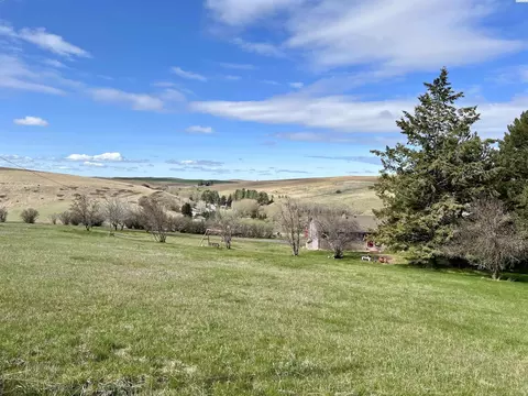 852 Brayton Rd, Pullman, WA 99163 photo 1