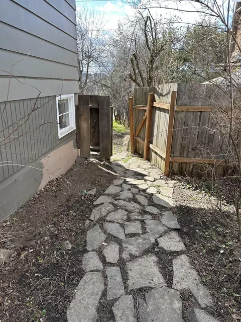 725 NW Clifford St, Pullman, WA 99163 photo 3