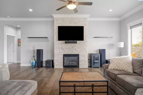 2110 Amy Loop, Pasco, WA 99301 photo 9