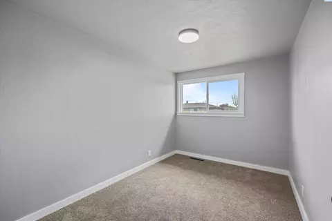 1720 N 16th, Pasco, WA 99301 photo 7