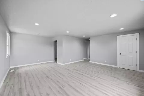 1720 N 16th, Pasco, WA 99301 photo 5