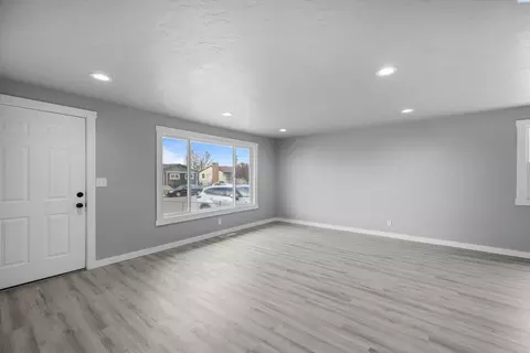 1720 N 16th, Pasco, WA 99301 photo 4