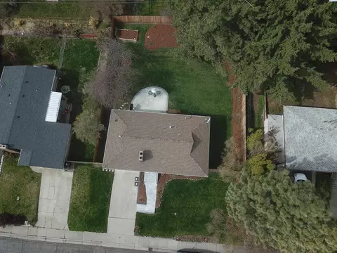 1405 NW Deane St, Pullman, WA 99163 photo 3