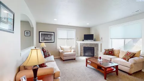 1910 SW Panorama Dr, Pullman, WA 99163 photo 9