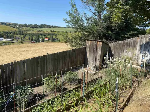 1025 NW Eden, Pullman, WA 99163 photo 37