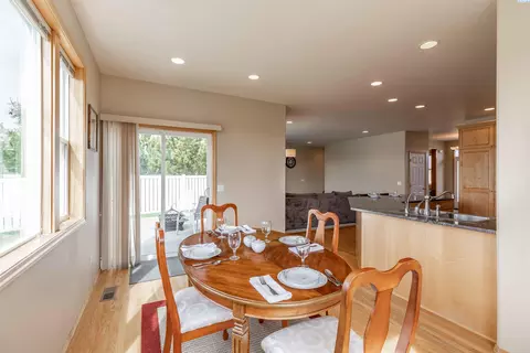 805 NW Palouse View Ct, Pullman, WA 99163 photo 8