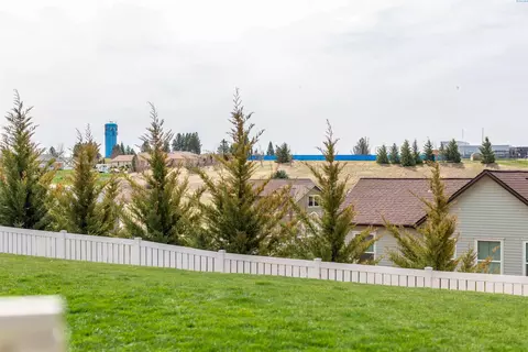 805 NW Palouse View Ct, Pullman, WA 99163 photo 38