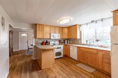 705 NW State St, Pullman, WA 99163 photo 6