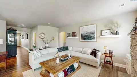 1239 SW Big Sky Ct, Pullman, WA 99163 photo 5
