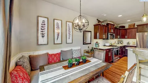 1239 SW Big Sky Ct, Pullman, WA 99163 photo 9