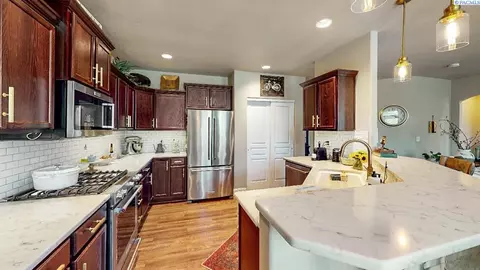 1239 SW Big Sky Ct, Pullman, WA 99163 photo 10