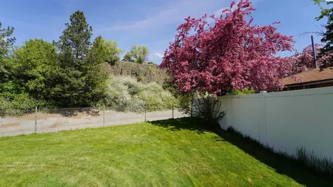 205 E Cooper St, Colfax, WA 99111 photo 3