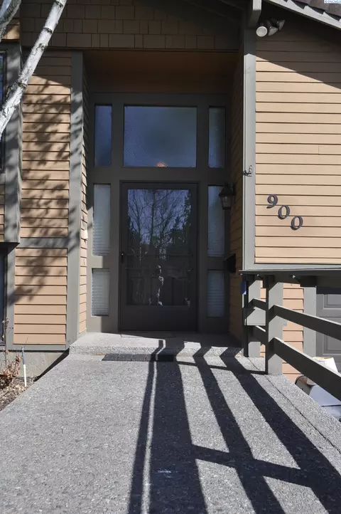 900 SE Robin Pl, Pullman, WA 99163 photo 3