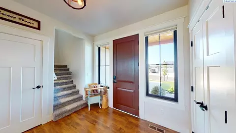 2130 NW Canyon View Dr, Pullman, WA 99163 photo 2