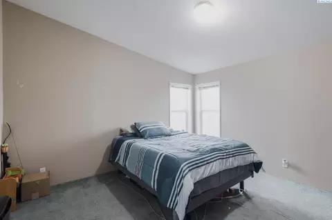 1904 E Helena St, Pasco, WA 99301 photo 7