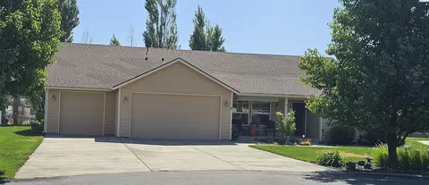 8 Sunflower Ct, Pasco, WA 99301 photo 2