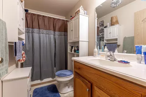 2204 E Alvina St, Pasco, WA 99301 photo 16