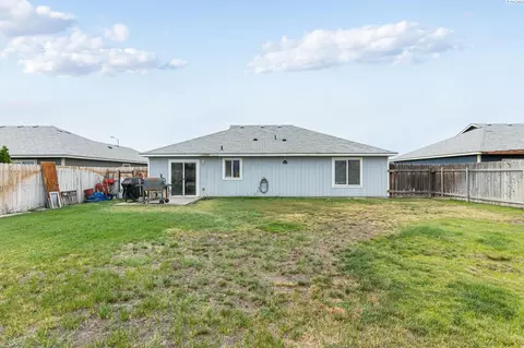 2204 E Alvina St, Pasco, WA 99301 photo 20