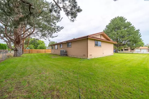 10016 Locust Ln, Pasco, WA 99301 photo 19