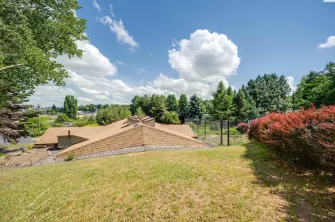 295 NW Parkwest Dr, Pullman, WA 99163 photo 2