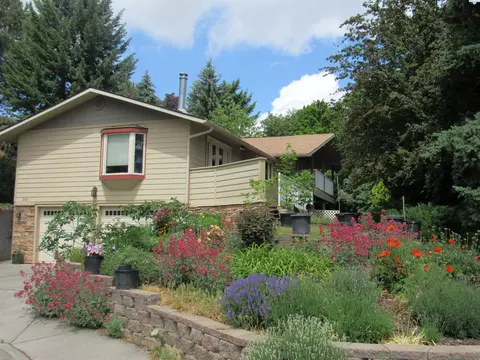 910 SW Monta Vista Cir, Pullman, WA 99163 photo 1