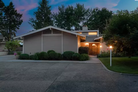 10400 W Court St, Pasco, WA 99301 photo 1
