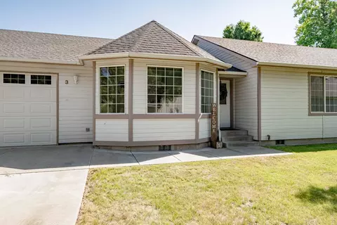 3 Iris Ct, Pasco, WA 99301 photo 2