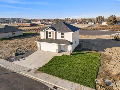 648 E Franklin St, Connell, WA 99326 photo 9