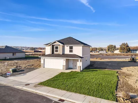 648 E Franklin St, Connell, WA 99326 photo 8