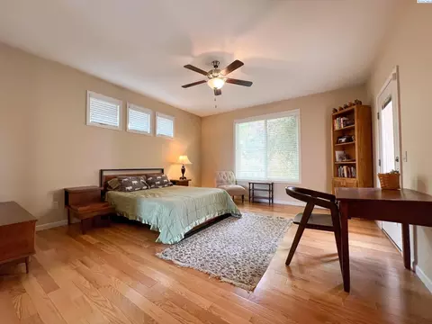 220 SW Prairie Ct, Pullman, WA 99163 photo 9