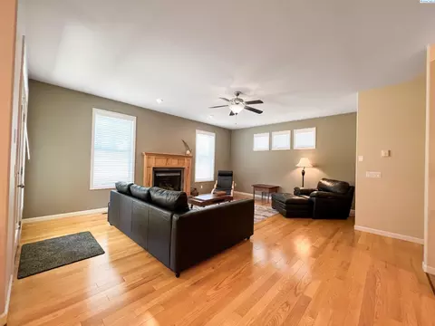 220 SW Prairie Ct, Pullman, WA 99163 photo 5